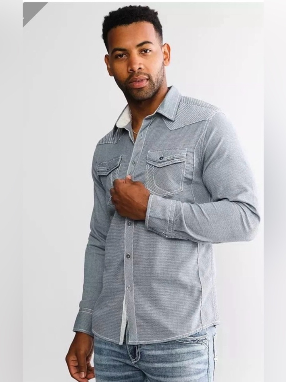 Buckle Black Western Button Up Chambray Shirt Men’s Size XL Blue Embroidered
